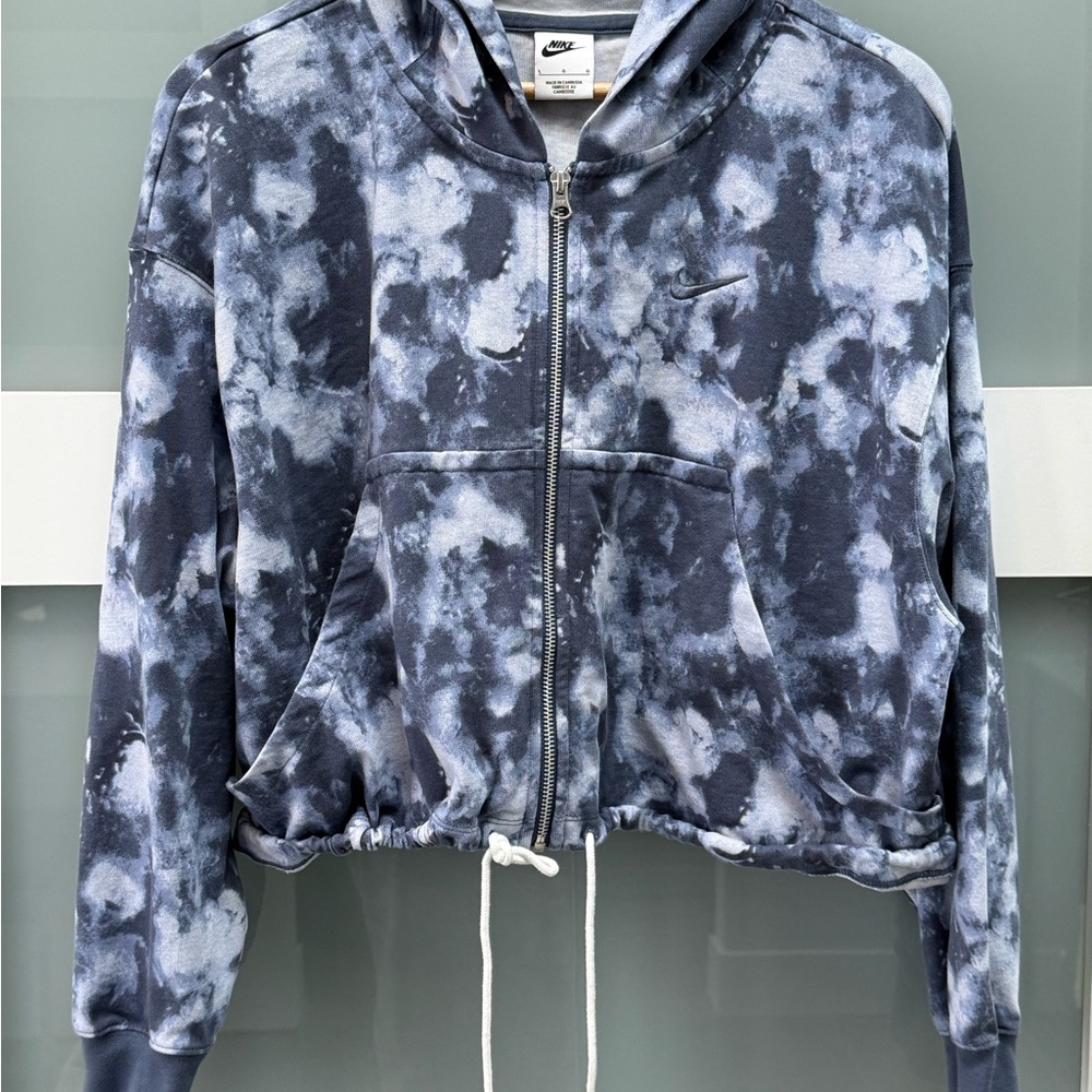 Nike Women's Navy and White Tie-Dye Jacket